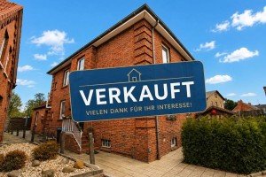 Hauptbild Renditeobjekt im Zentrum von Weener - 3 Wohneinheiten!